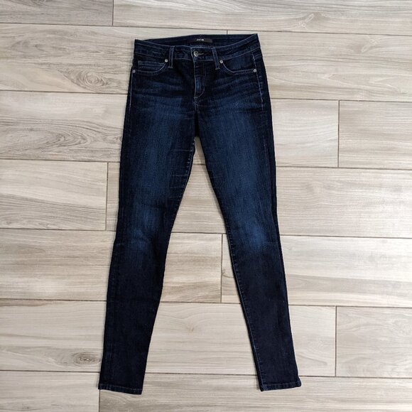 Joe's Jeans- The Skinny - Picture 1 of 5